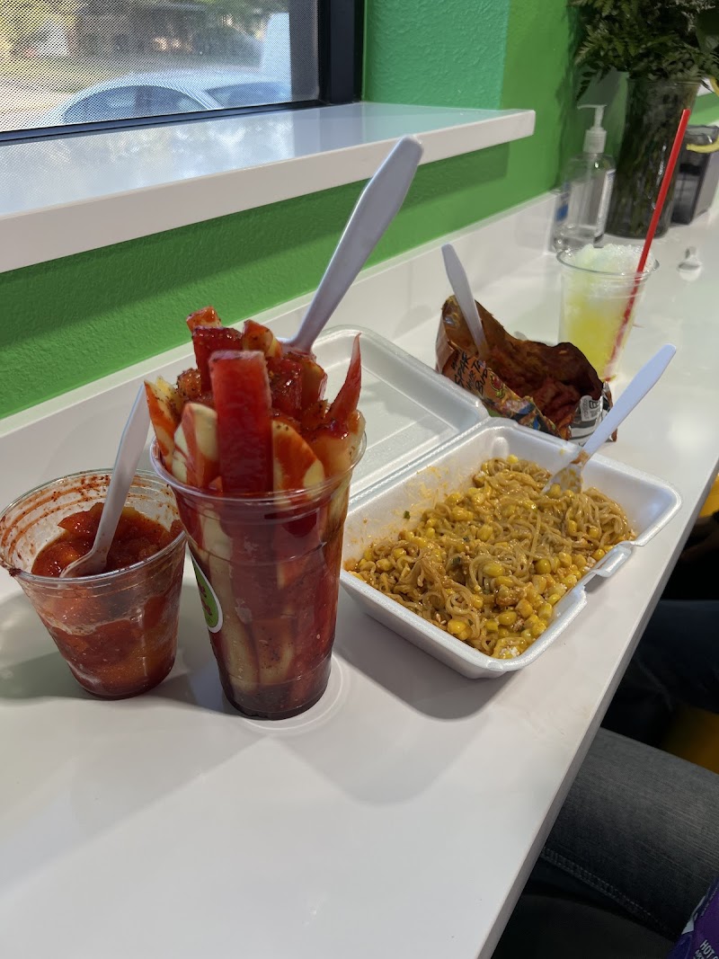Authentic Mexican street corn elotes